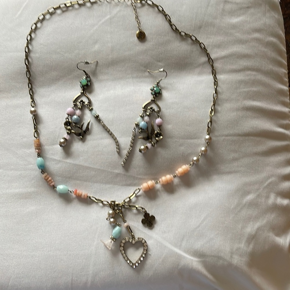 Plunder necklace and earrings